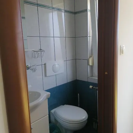 House Spiljar 크리크베니카
