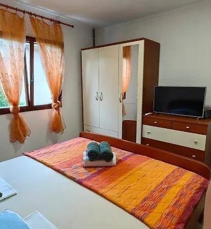 House Spiljar 3*