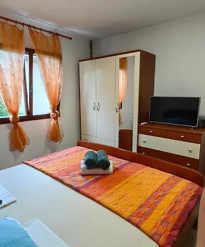 House Spiljar 3*